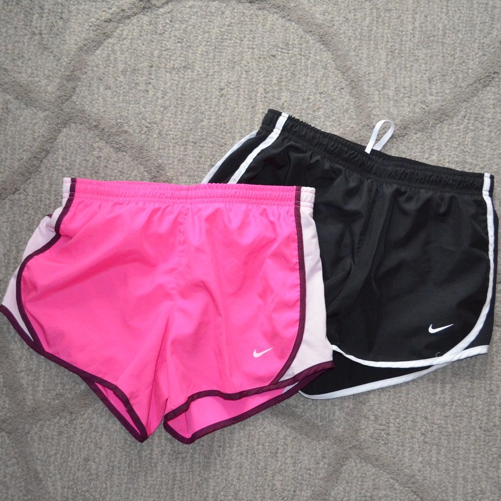 Nike Girls' Dry Tempo Running Shorts size L